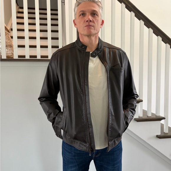 Banana Republic Chocolate Leather Jacket - Picture 4 of 8